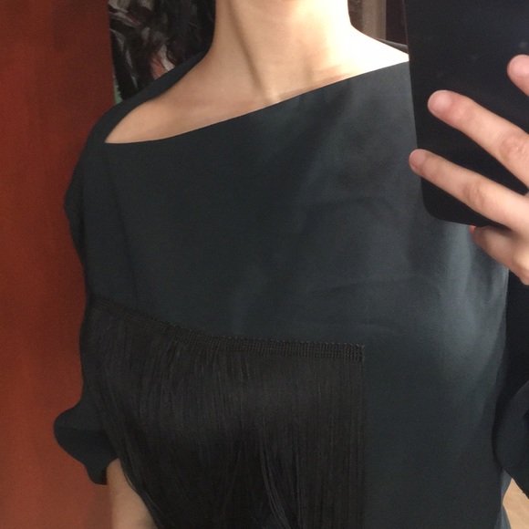 Unique Hunter Green Fringe Blouse 🍃 - Picture 5 of 6